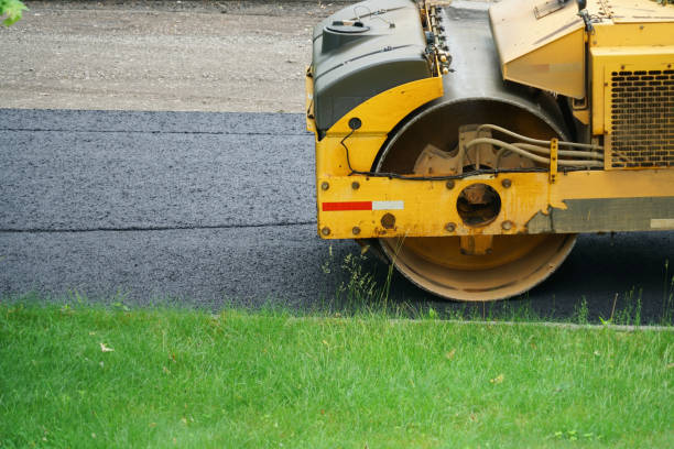 Best Permeable Paver Driveway  in Lincroft, NJ